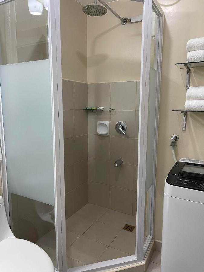 Spacious 2 Bedroom Condo Unit For Rent 일로일로 외부 사진