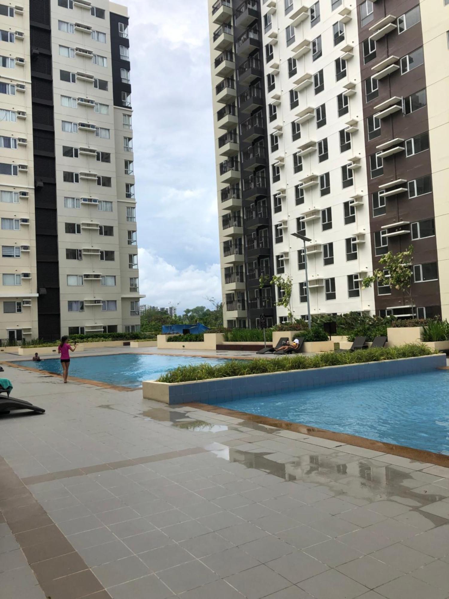 Spacious 2 Bedroom Condo Unit For Rent 일로일로 외부 사진