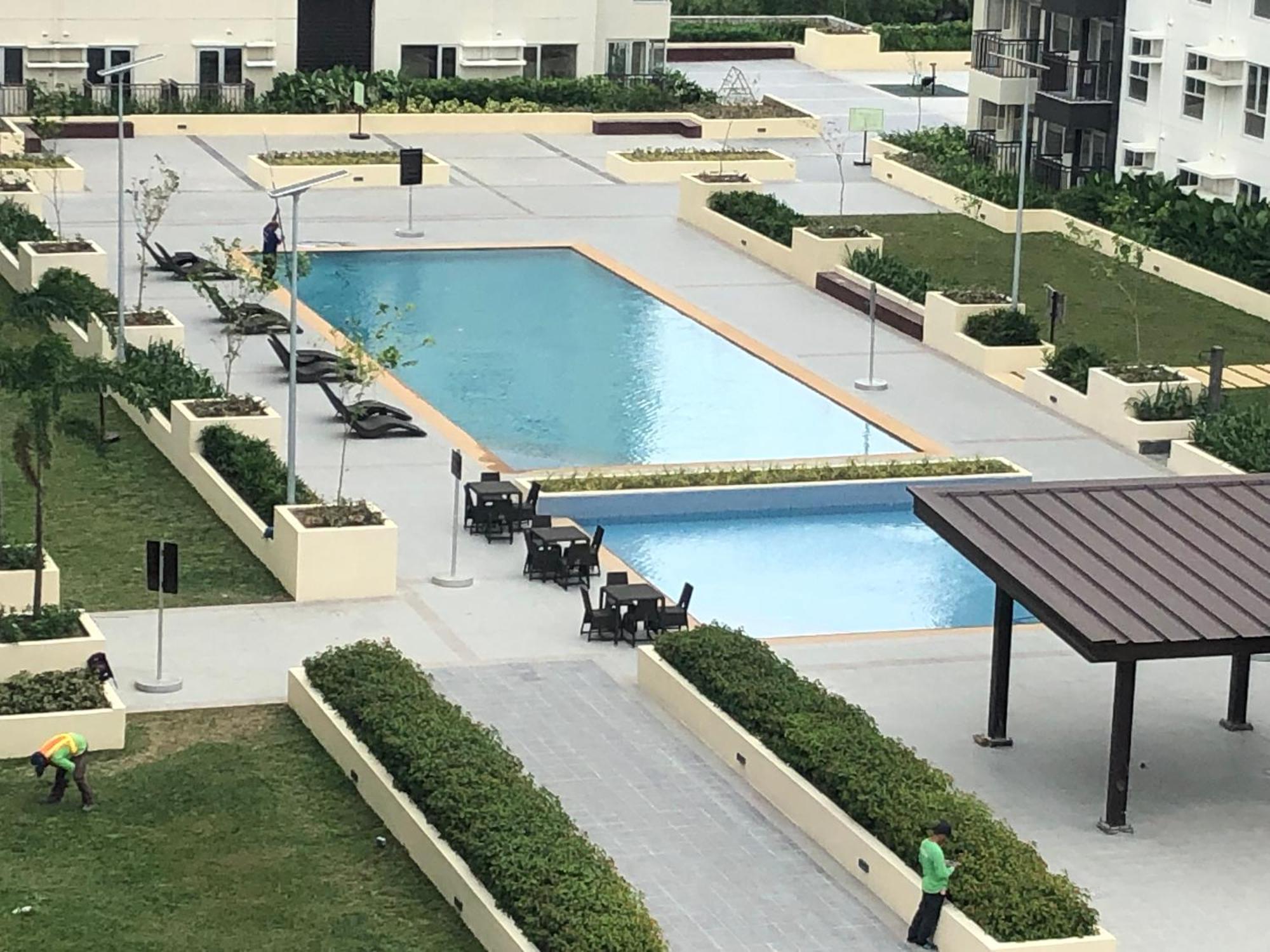 Spacious 2 Bedroom Condo Unit For Rent 일로일로 외부 사진
