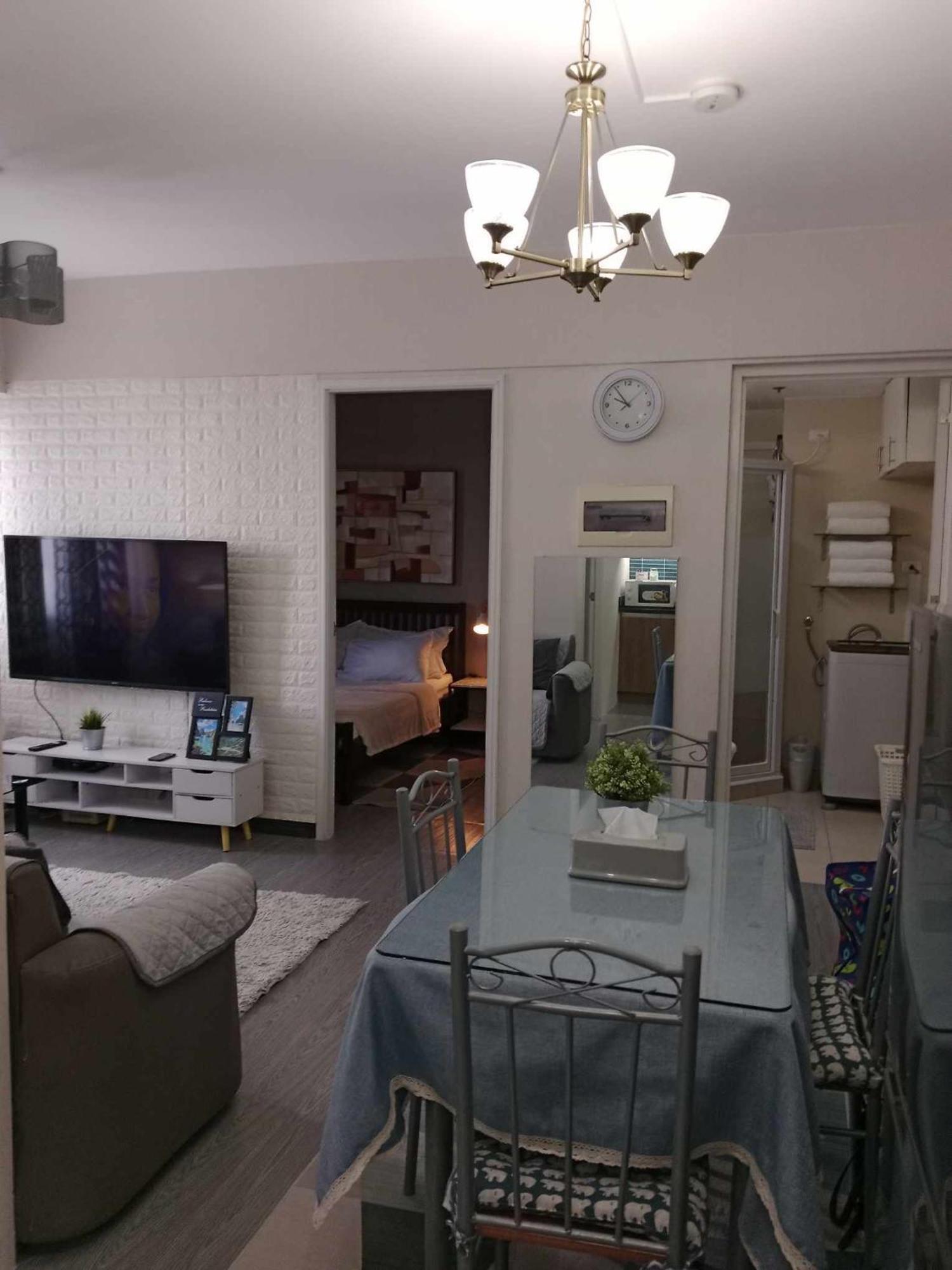 Spacious 2 Bedroom Condo Unit For Rent 일로일로 외부 사진